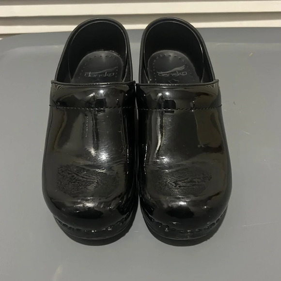 Dansko Classic Black Patient Leather Nursing Comfort Clog Shoes 36 Wide - Picture 1 of 10